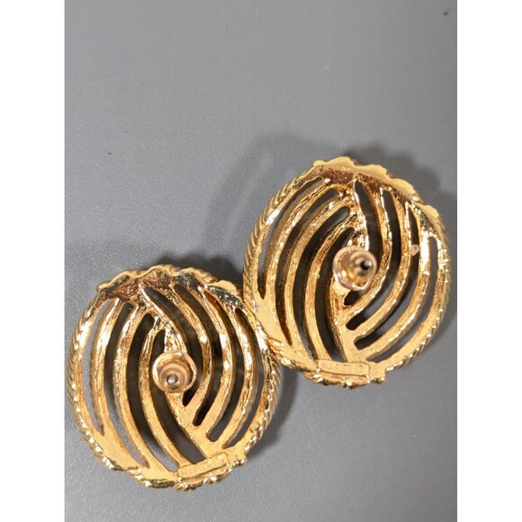 Vintage Napier Gold Tone Textured Knot Round Dome Pierced Earrings Classic - Picture 7 of 9